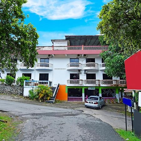 Oyo 90565 Teresek View Motel Kuala Tahan Exterior foto